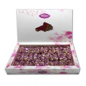 Kuru gül yapraklı Antep fıstıklı parmak lokum